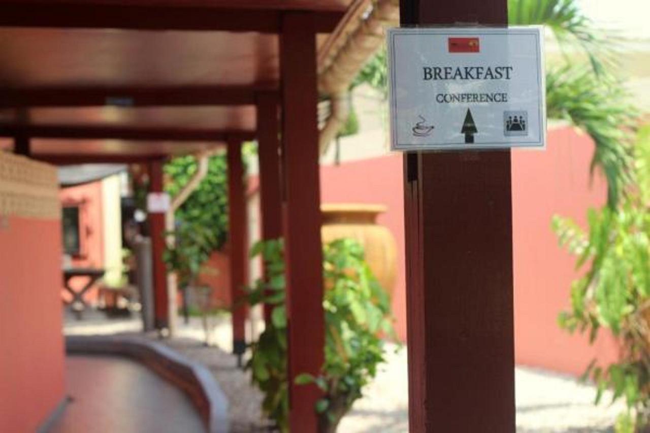 Hotel Chez Jimmy Port-Gentil Eksteriør billede